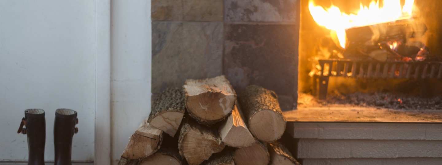 Fireplace and Woodstove Effects On Indoor Air Quality
